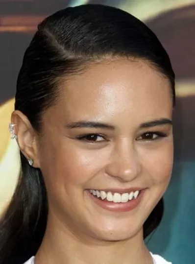 Courtney Eaton