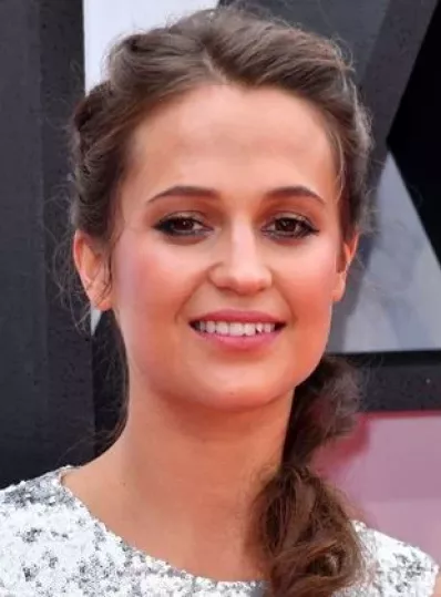 Alicia Vikander