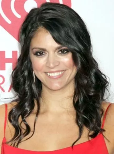 Cecily Strong