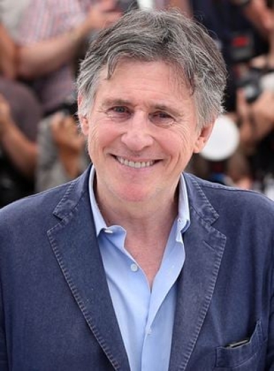 Gabriel Byrne