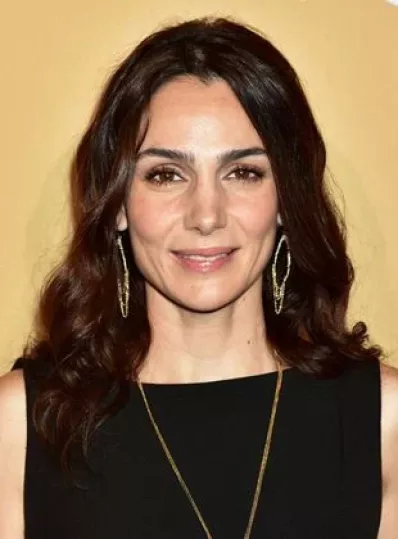 Annie Parisse