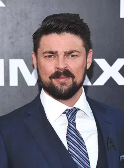 Karl Urban