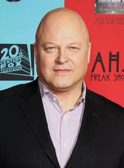 Michael Chiklis