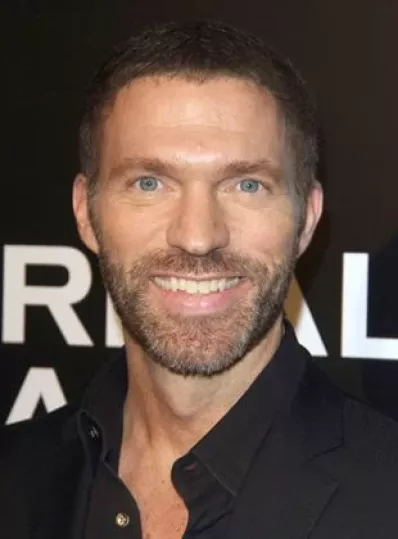 Travis Knight