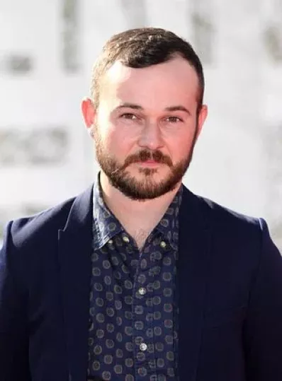 Daniel Henshall